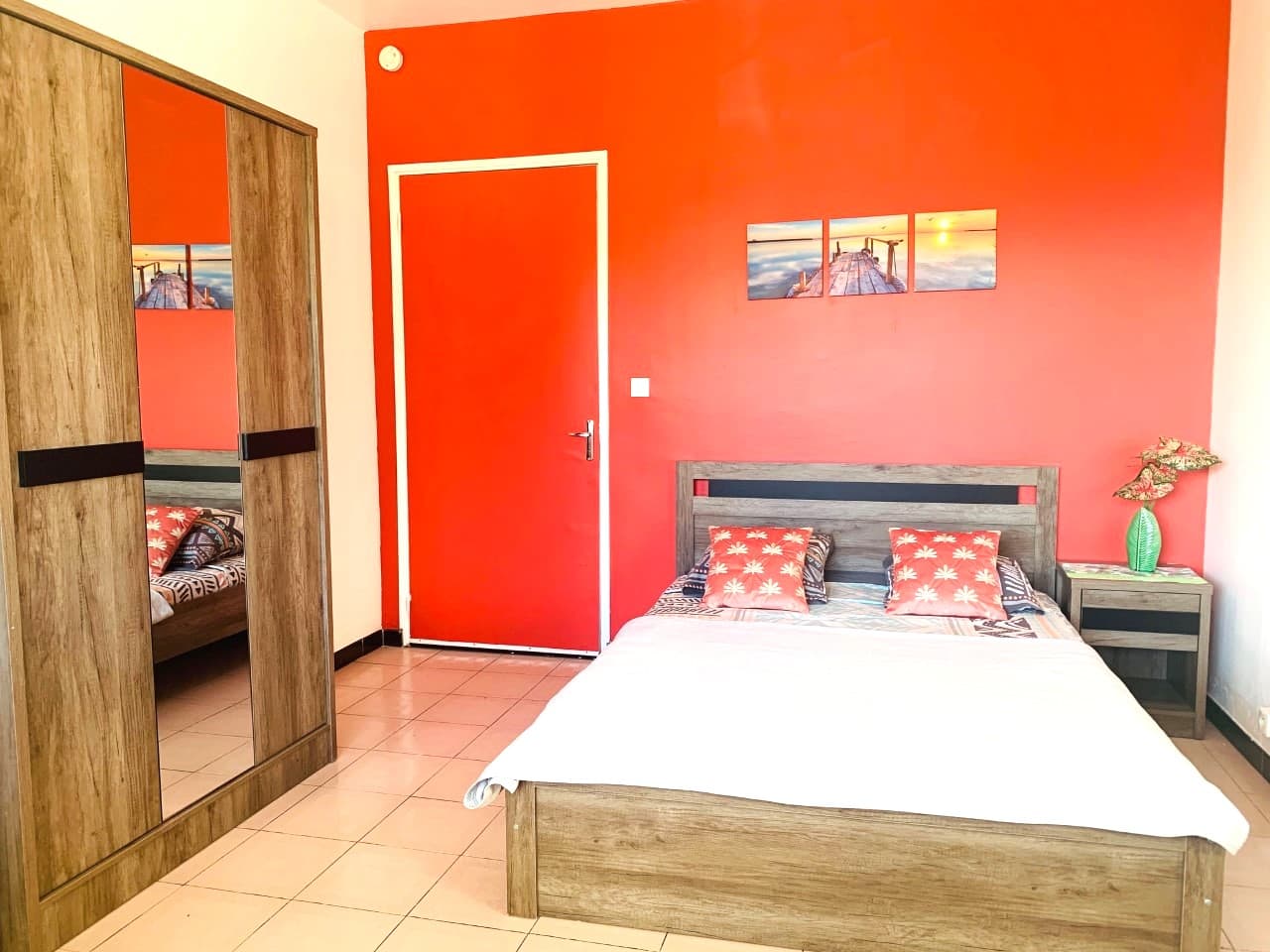 Chambre — CHAMBRE RED 2